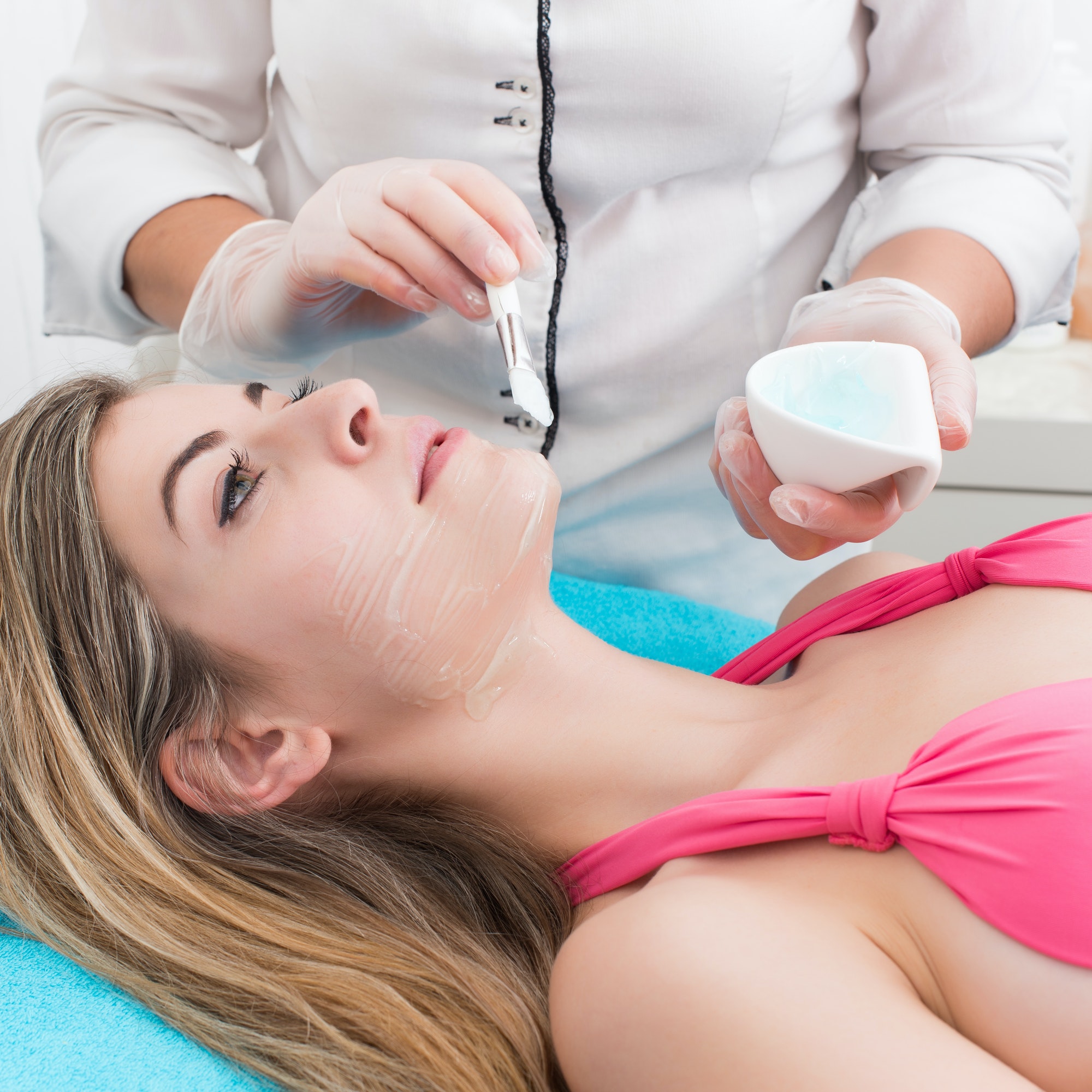 Tratamiento facial profesional en Nara Spa